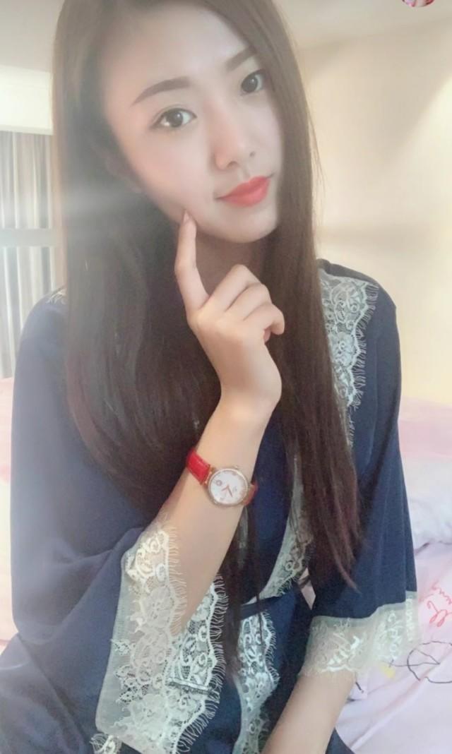 南山偶遇：风Sao漂亮小嫩妞，身材超棒，口技一流，服务很贴心